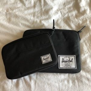 NWOT 2 Herschel Black Tablet Electronics Cases